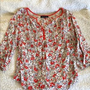 Floral 3/4 sleeve shirt